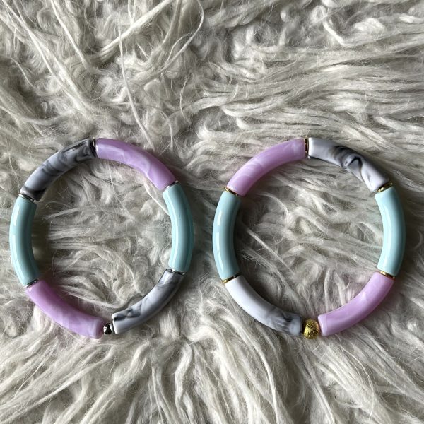 Tube armband lila/lichtblauw/grijs gemêleerd  (met zilver -/of goudkleur)